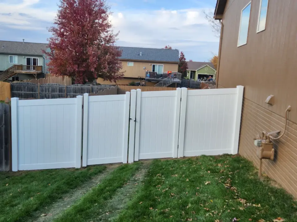Vinyl Fences