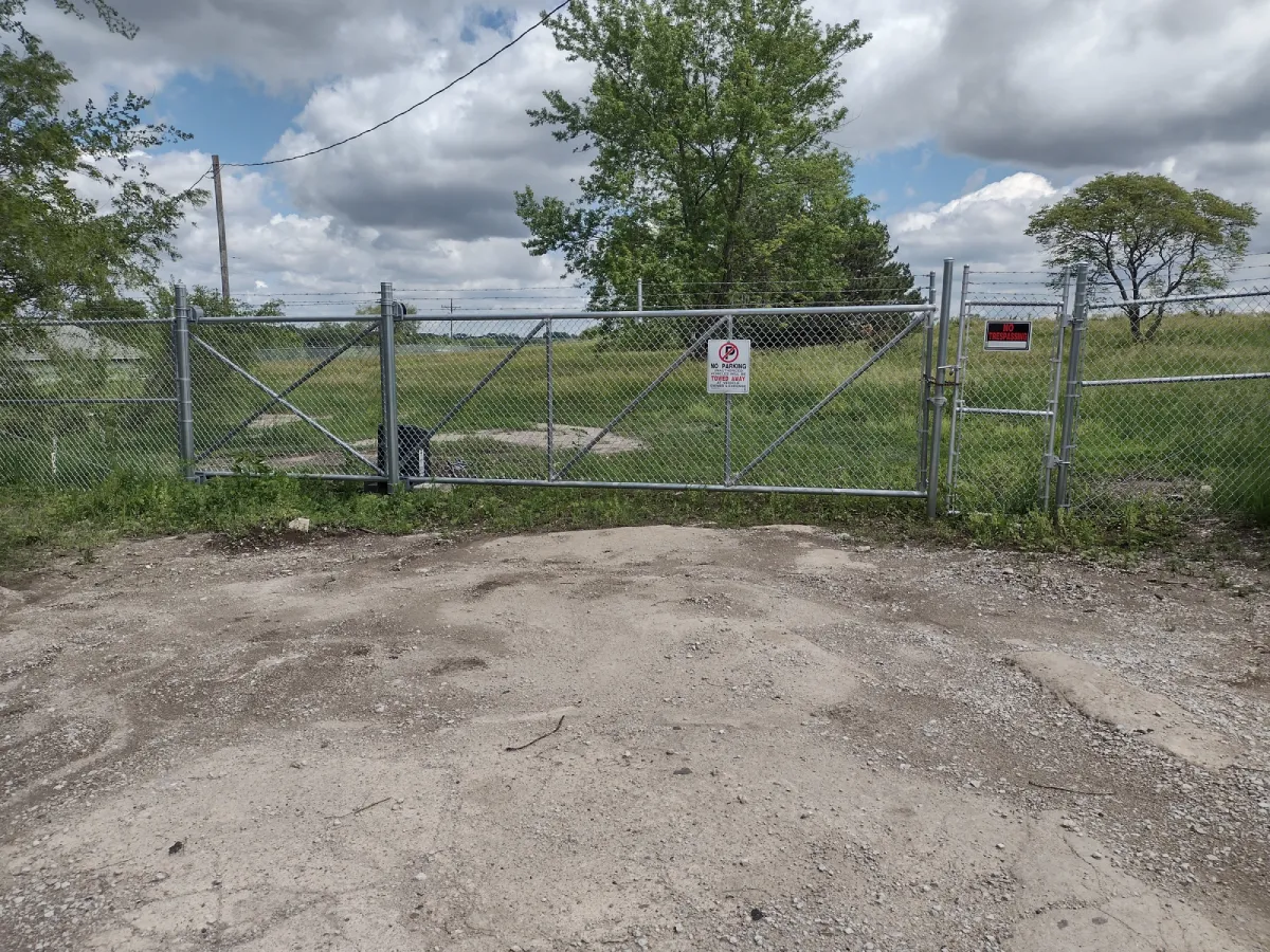 Chain Link Gate Installation