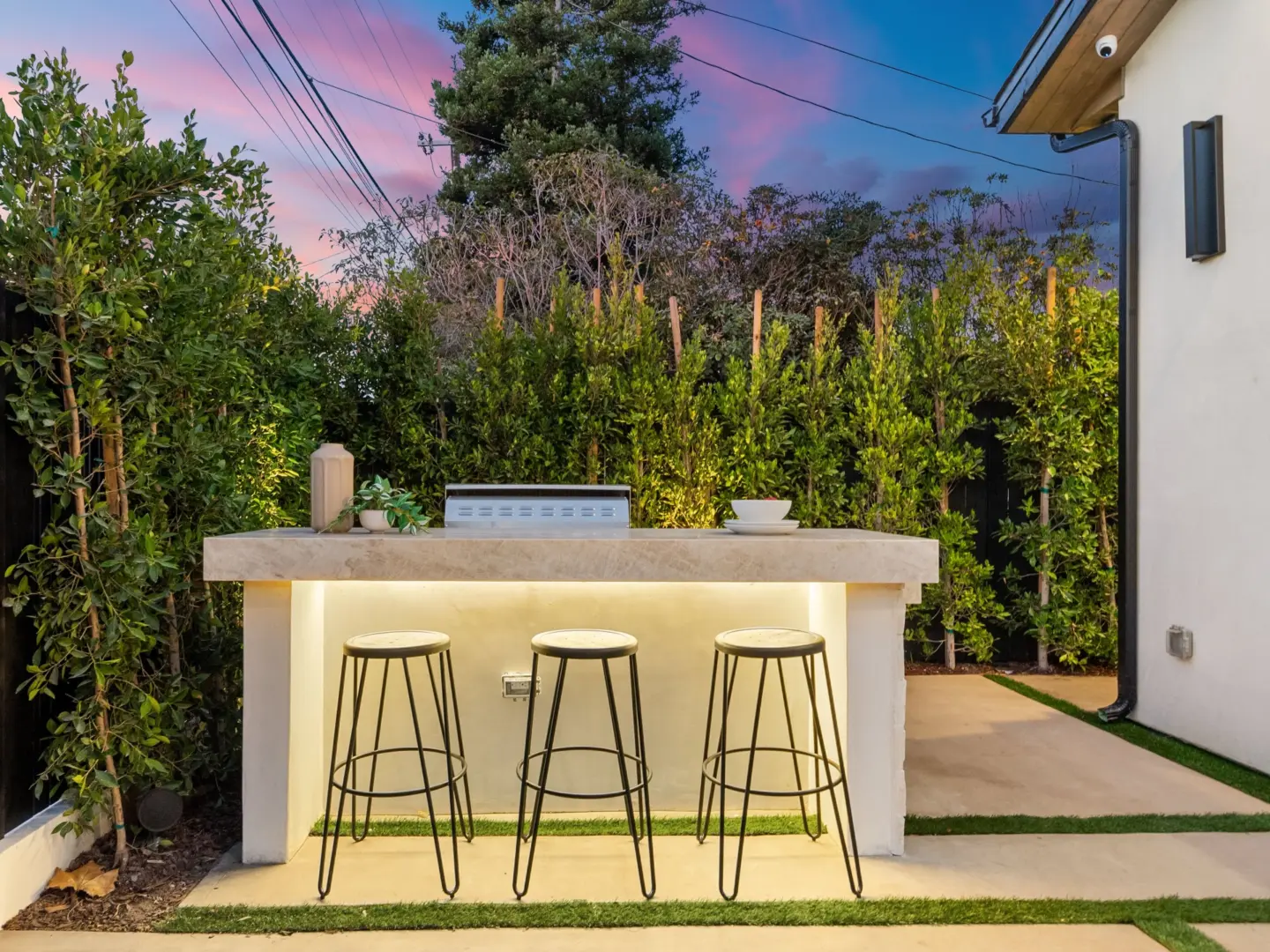 Outdoor Bar Builder