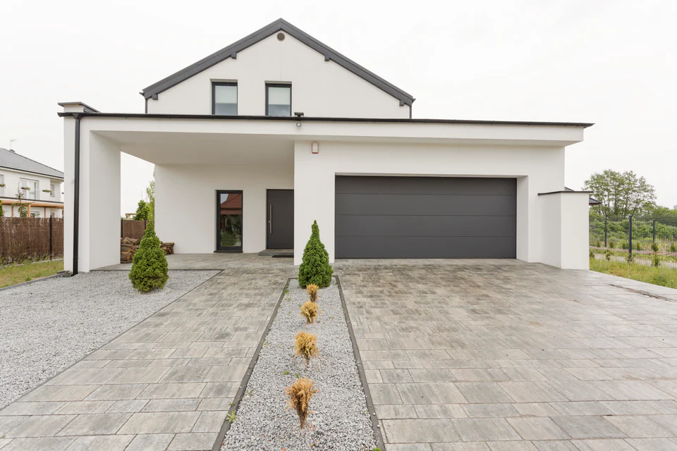Composite Gate Installation
