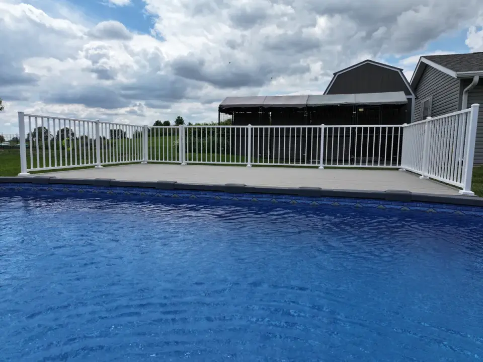 Pool/Spa Deck